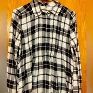 American Eagle Outfitters Long Sleeve Top with Pockets